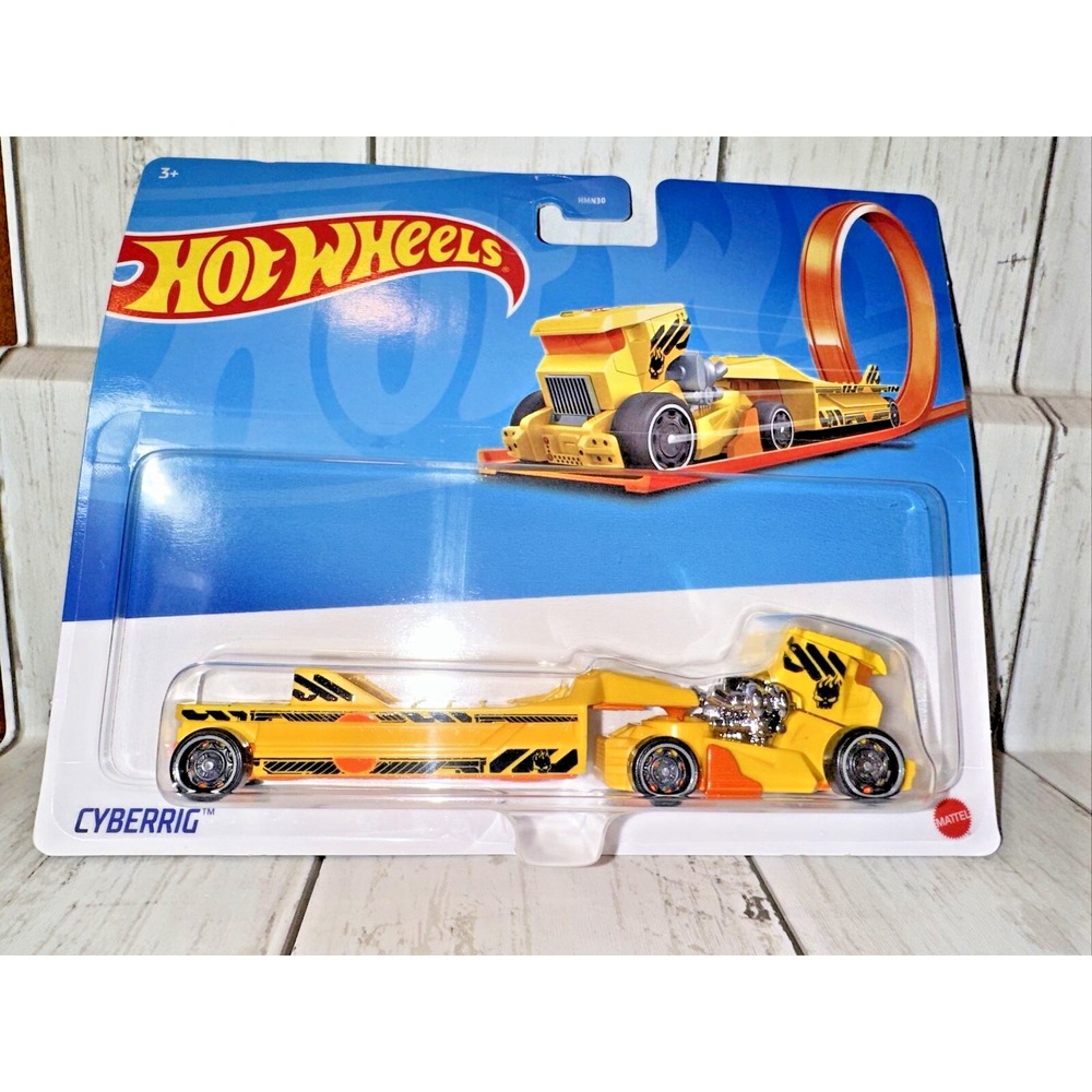 Hot Wheels Trackin' Trucks CYBERRIG Die-Cast Car